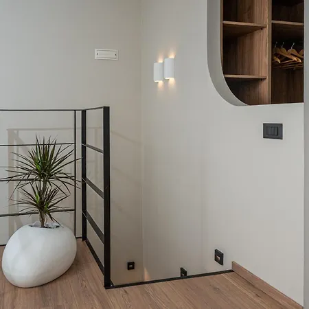 アパートホテル Elmar Urban Living ハニア