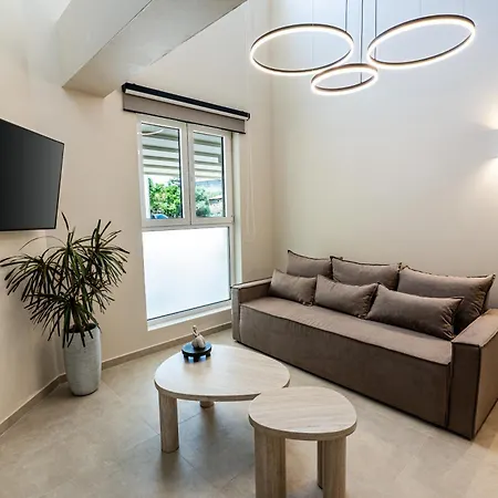アパートホテル Elmar Urban Living ハニア
